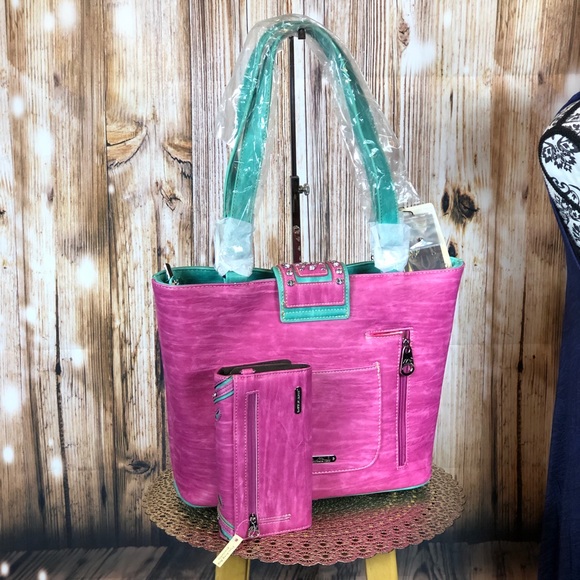 Montana West Embroidered Concealed Carry Tote - Picture 2 of 7